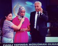 Canlı yayında Müslüman oldu