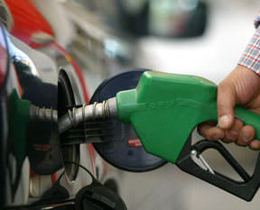 Akaryakıta indirim geldi