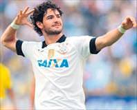 Pato Fener’e çok yakın!