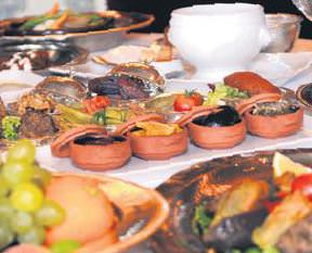 İftar sofrası 250 lira