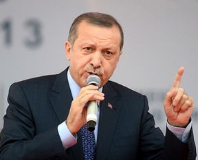 Erdoğan İhsanoğlu’nun bağışını iade etti