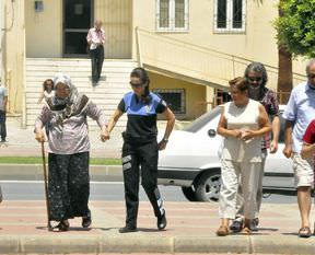 83 yaşındaki anneanne 17 yaşındaki torununu...