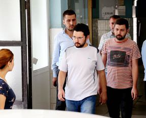 O polisler tutuklandı