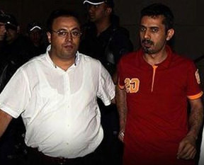 Mehmet Baransu gözaltına alındı!