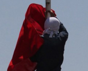 Diyarbakır’da bayrak indiren kişi yakalandı