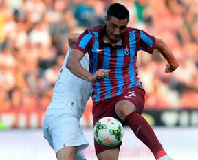 Oscar Cardozo müthiş başladı