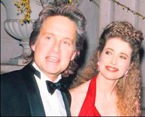 Jones hayatını satıyor