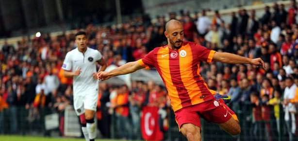 Malaga'dan çifte teklif!