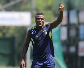 Emenike’ye arsa şoku