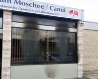 Almanya’da camiye saldırı!