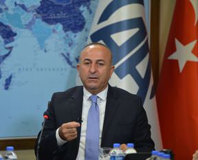 Erdoğan Merkel'e dinlemeleri sordu