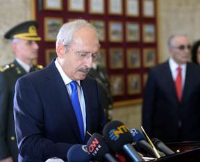 Kılıçdaroğlu partisinin Kurultay tarihini yanlış yazdı
