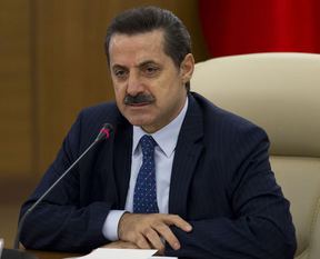 Bakan Çelik: 'Ya önleyecek ya piyasadan çekilecek'