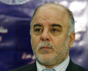 Abadi İngiliz pasaportunu bıraktı