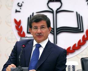 Davutoğlu'ndan din dersi yanıtı