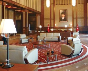 Erdoğan’a Oval Ofis tarzı özel ofis