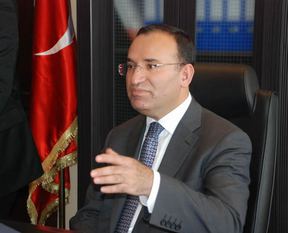 "Yalanı Allah rızası için söylüyorlar"