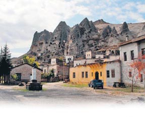 Kanserli köy taşınıyor