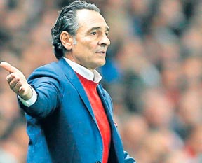 Böyle oynarsak 8 yeriz hocam!