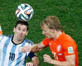 Dirk Kuyt'tan milli veda