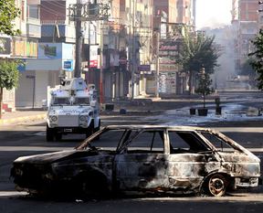 Mardin ve Van'da sokağa çıkma yasağı ilan edildi!