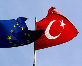 AB Türkiye İlerleme Raporu raporu onaylandı