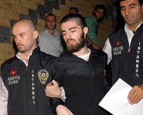 Cem Garipoğlu intihar etti