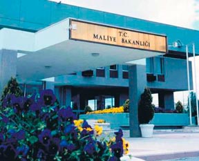 Ödenekte aslan payı Maliye’nin