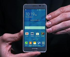 iPhone katili Galaxy Alpha satışa sunuldu