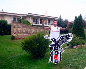 Sosa resmen Kartal oldu!