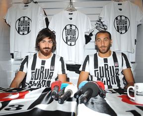 Cenk ve Veli taraftarla buluştu