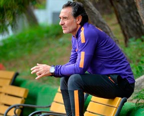 İlk virajı döndü, şimdi sıra Dortmund'ta