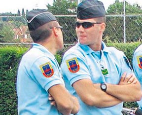 Jandarmaya lacivert üniforma