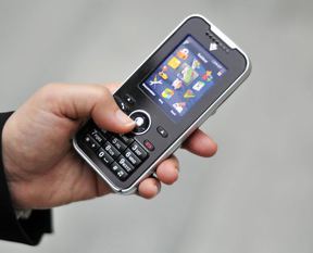 Bakan Işık'tan kriptolu telefon açıklaması