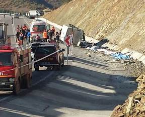 Katliam gibi kaza: 17 ölü!