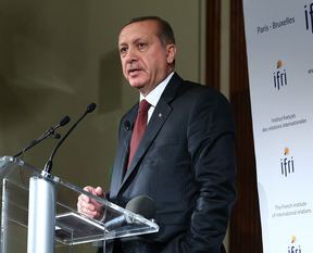 Erdoğan: Amerika’nın bütün silahları IŞİD’in eline geçti