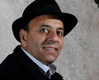 Ünlü şarkıcı hayatını kaybetti