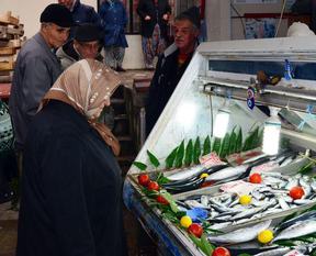 Balık fiyatları cep yakıyor!