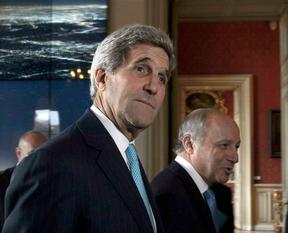 Kerry’den İran’a mesaj!