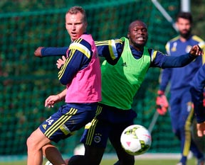 Lider Fenerbahçe Rize'yi ağırlıyor