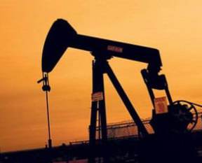 Her kuyudan petrol fışkırıyor