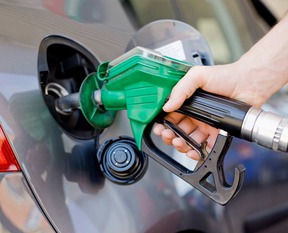 Akaryakıta indirim geldi