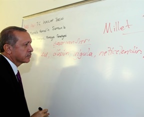 Erdoğan başarının sırrını yazdı