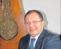 Evlendiren Ağaoğlu iş sahibi de yapıyor