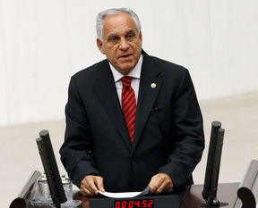 AK Parti'nin tek Alevi vekili konuştu