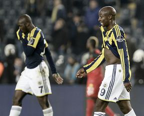 F.Bahçe bir puanı zor kurtardı!