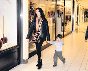 Kemal alışverişte