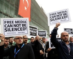 Paralelcilerin İngilizce olimpiyatları