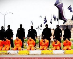 IŞİD 13 kişiyi aynı anda kurşuna dizdi!