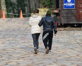 Yılmaz ve Ayşe Hatun Önal ilk kez el ele